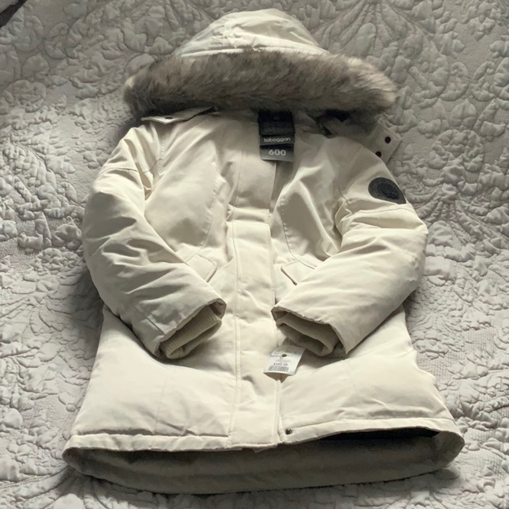NWT Toboggan down-fill stone colour winter jacket size Small